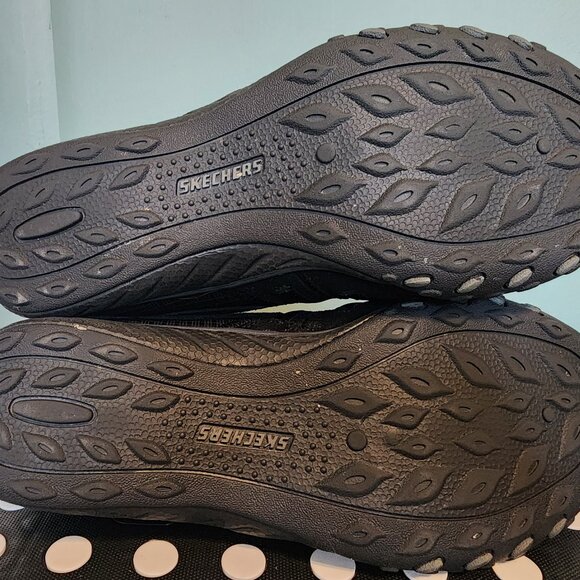 Skechers Black Relaxed Fit Memory Foam Sneakers Size 6 - Picture 7 of 9